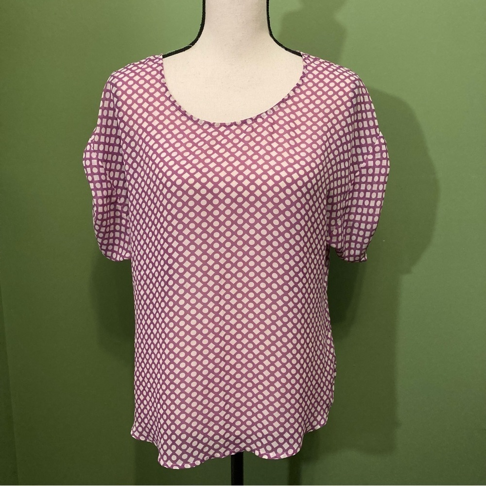 ❤️ 2 for $10 ❤️ GAP Purple and White Patterned sheer  Blouse